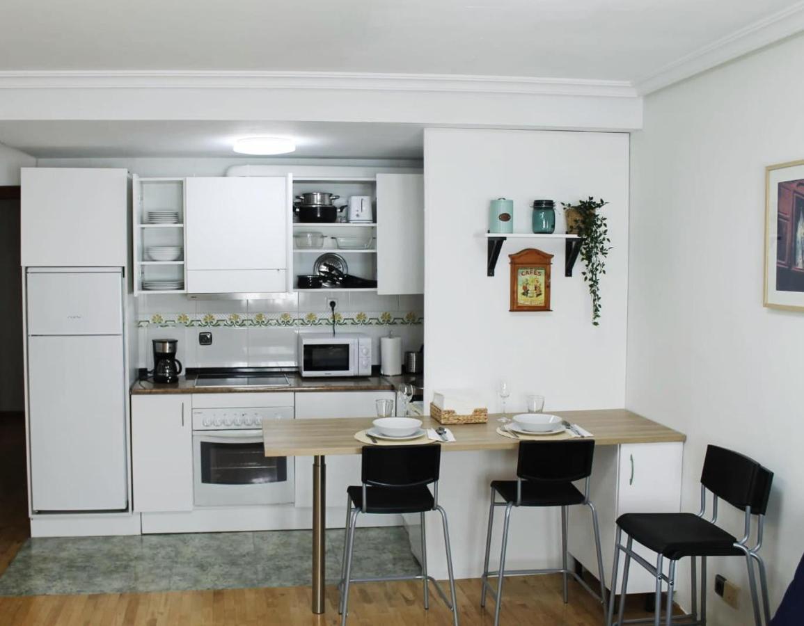 Duenas Apartment โอเบียโด ภายนอก รูปภาพ