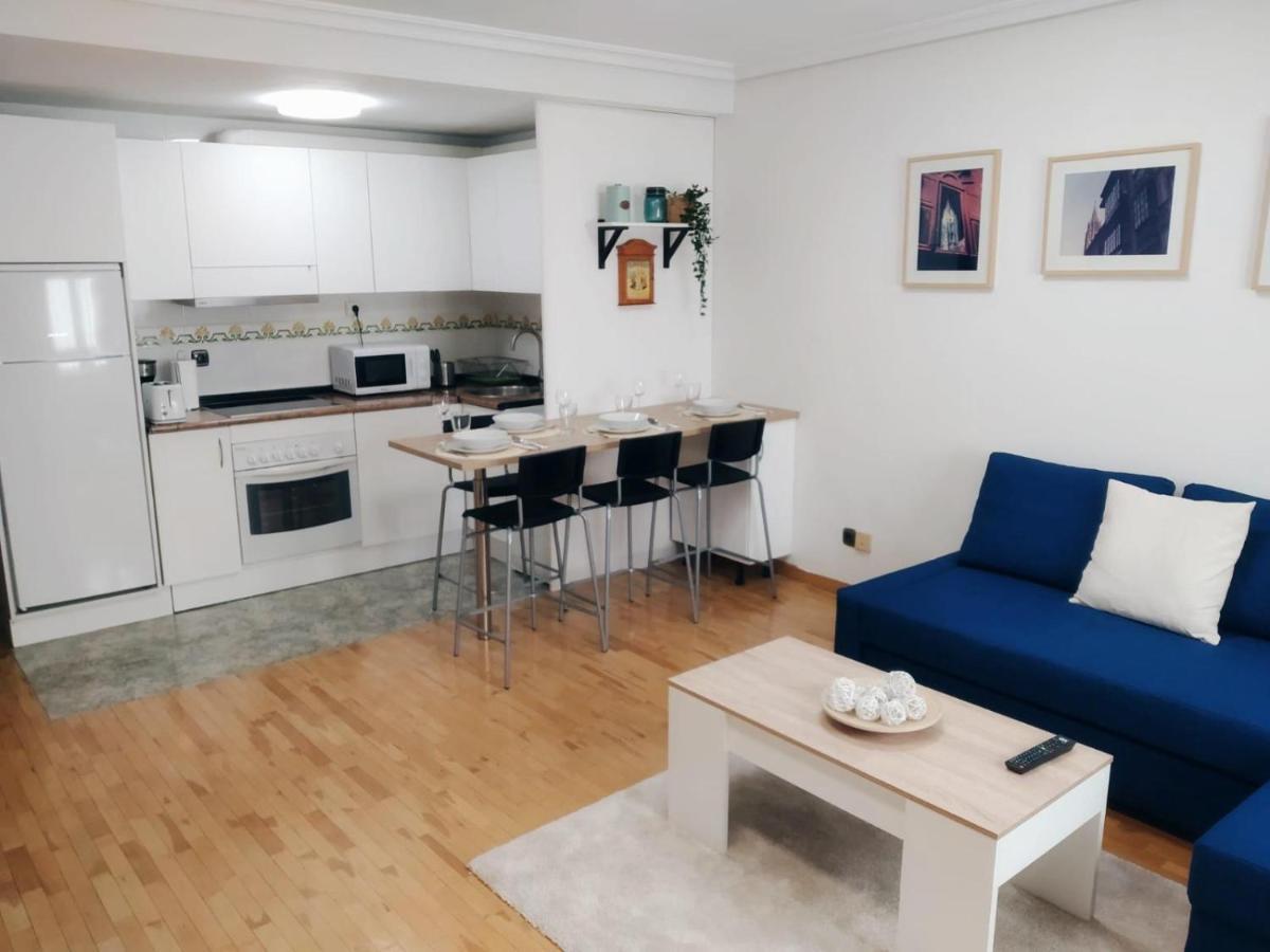 Duenas Apartment โอเบียโด ภายนอก รูปภาพ